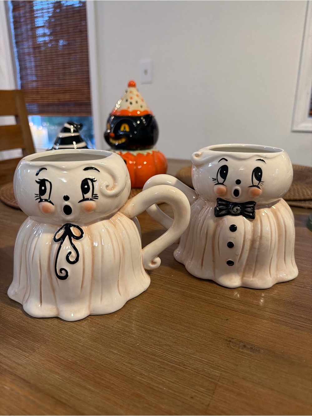 Johanna Parker Halloween Ghost Mug Set
